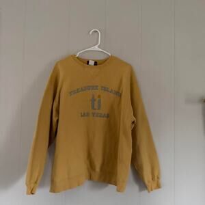 Velocity vintage 2000s treasure island las vegas yllow crewneck unisex large